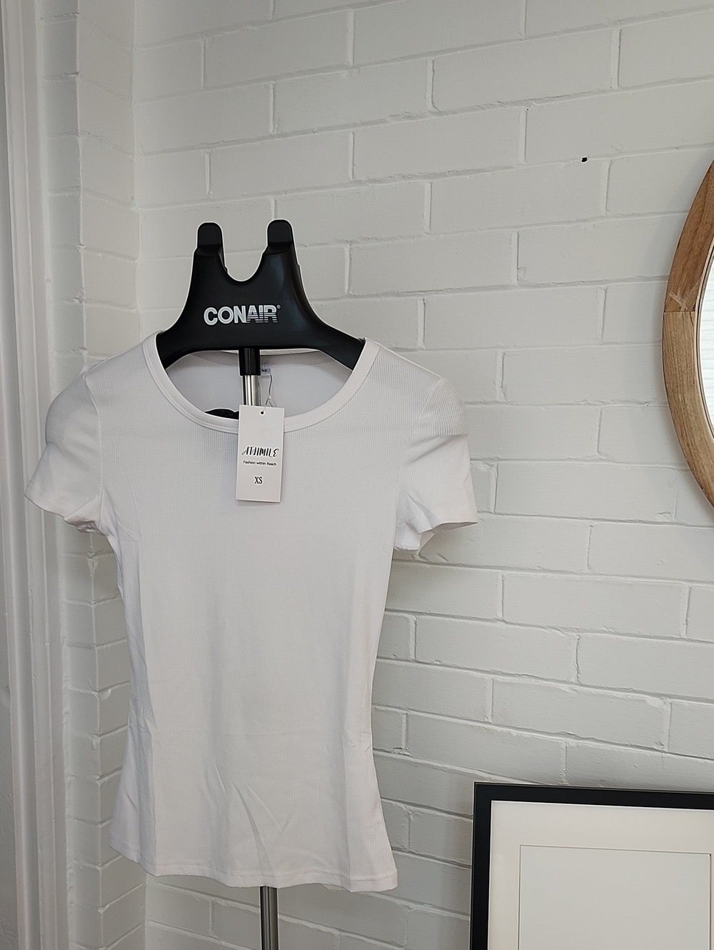 White Ribbed Crewneck Tee, Womens Xs